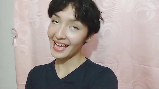 hello everybody.<3 - video by alexaa08 cam model