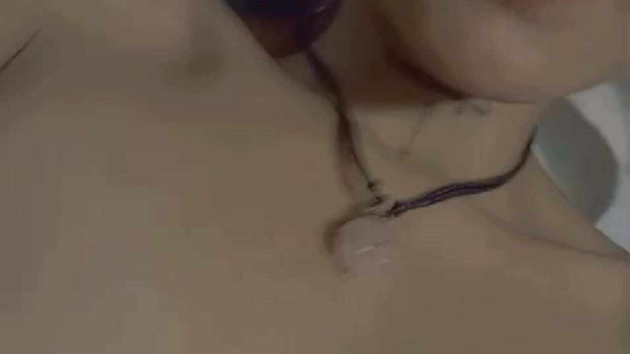 They say that a shower helps with fever but my pussy is still very hot 🥵 - Video von aly_velika Cam-Model