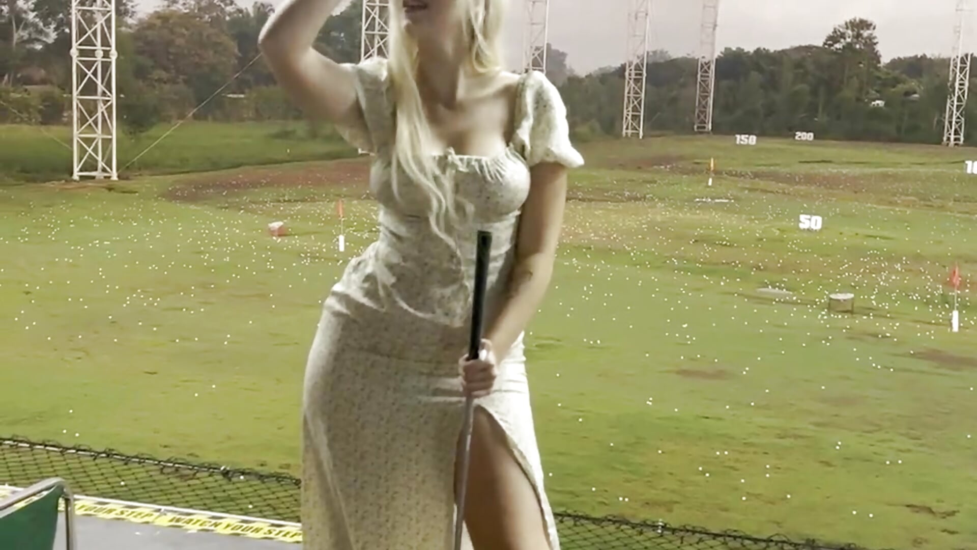 I'm playing golf in a cute dress - video by LunaLissa cam model