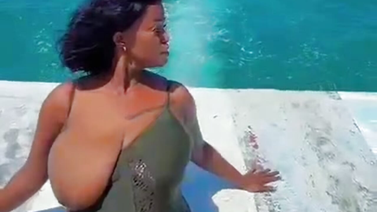 boat ride day - video by Serena_quin cam model