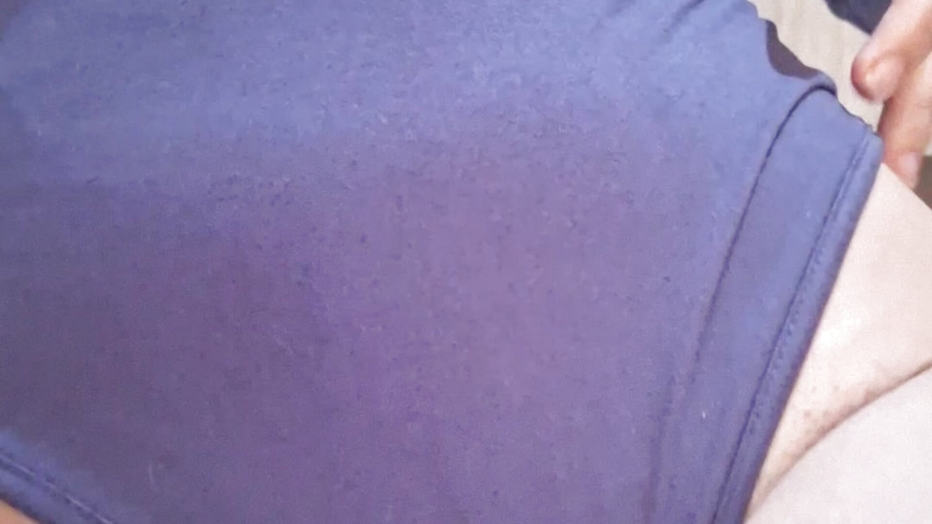 Little me - video của người mẫu cam Qadira_