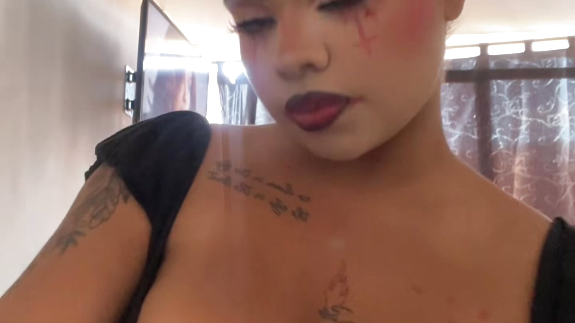 Happy 🎃 - video by Eloisa_cleavage_ cam model