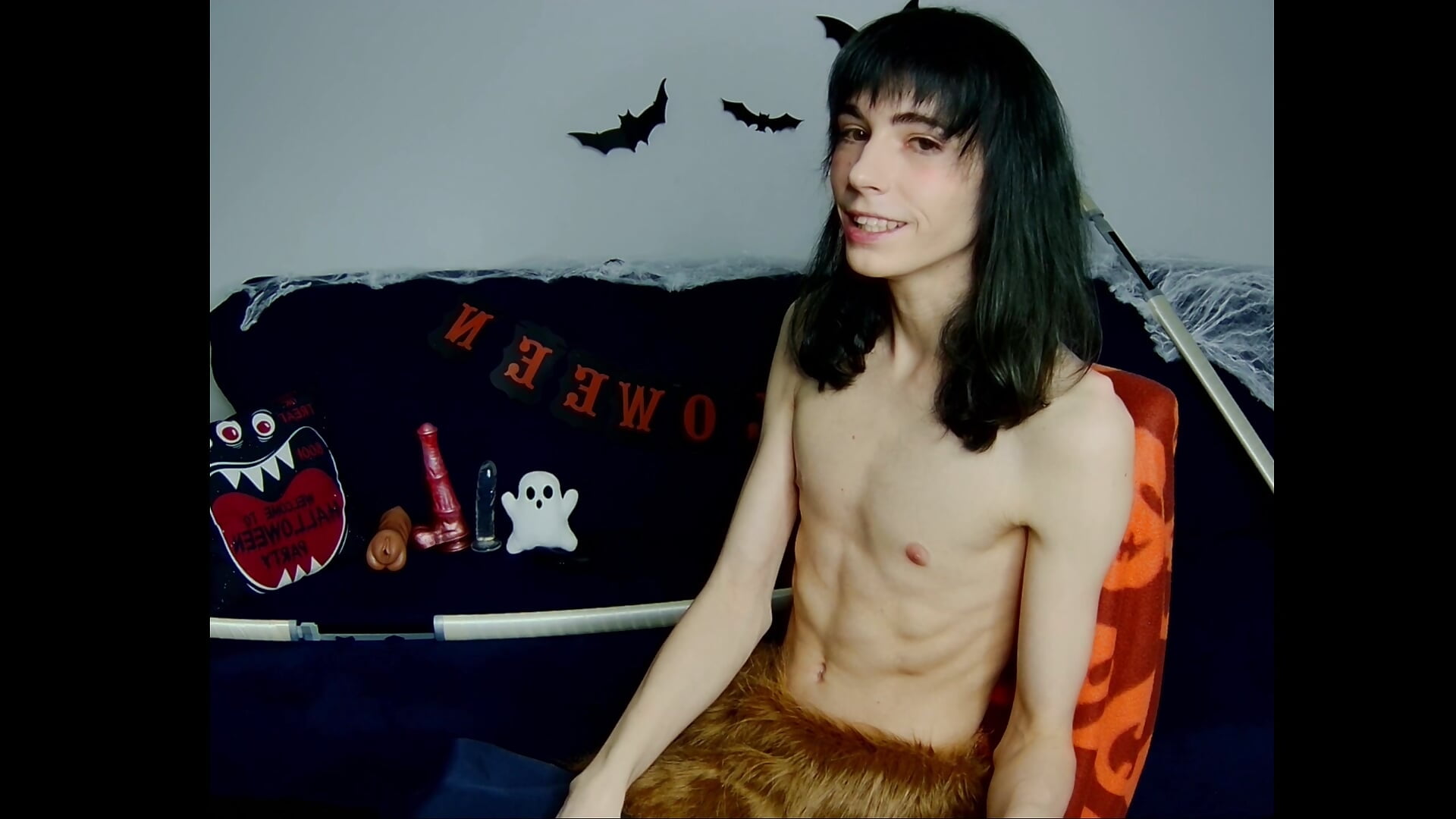 Halloween greetings :3 - video od modelky/modela kobeny