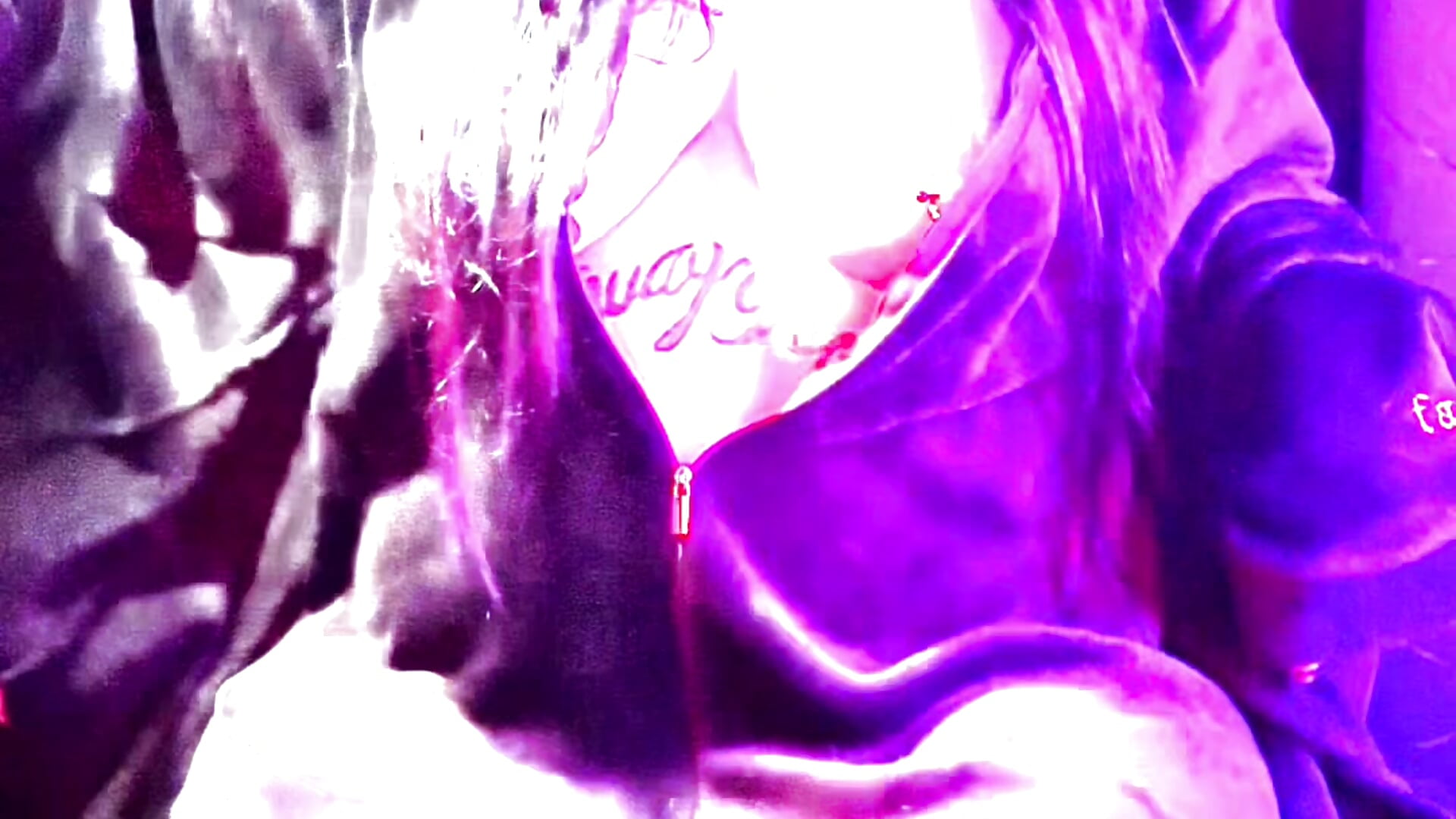 preparing for my birthday 💙🍰 - vidéo du modèle de showcams luxifer_666_