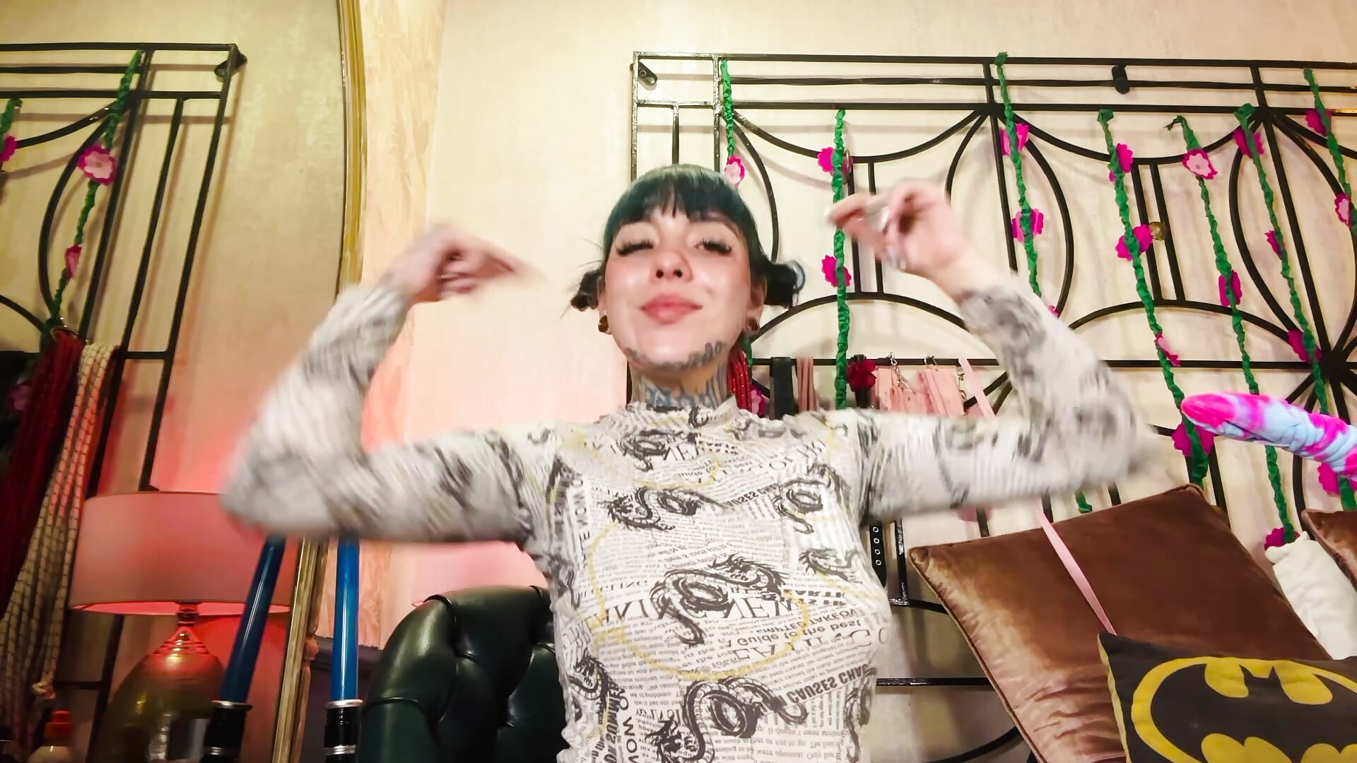 🤭💎 - vidéo du modèle de showcams luxifer_666_