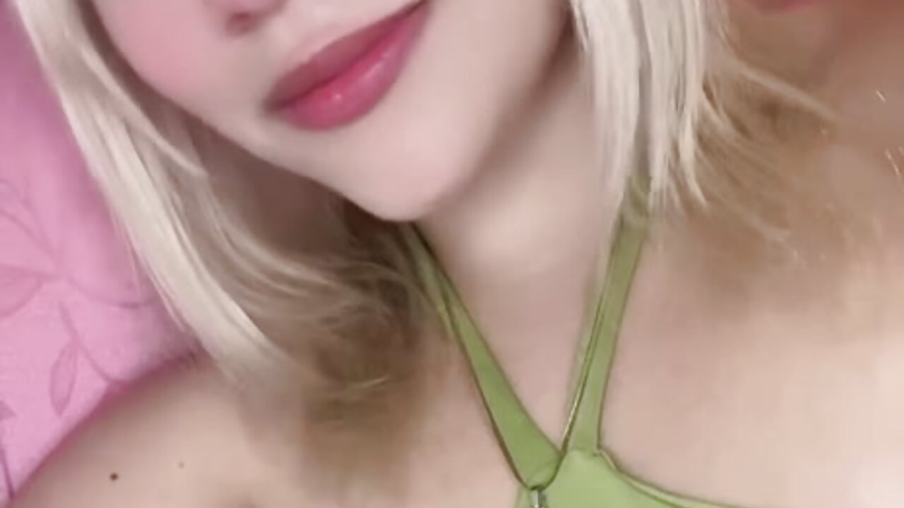 :) – video od webkamerové modelky Pretty_Milaa