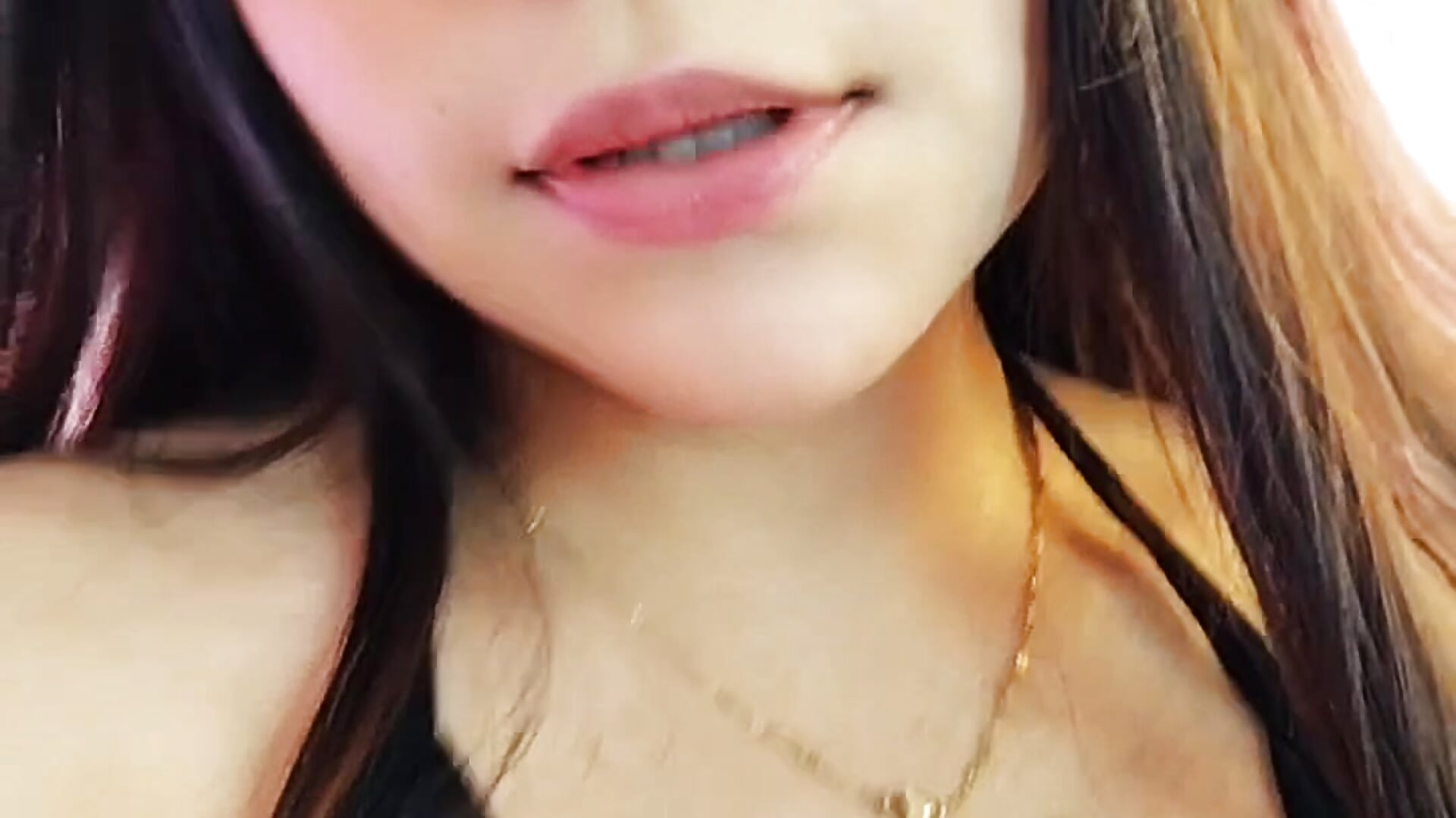 Video normal😘 — filmik Lily_candy_X, modela(-lki) na kamerkach