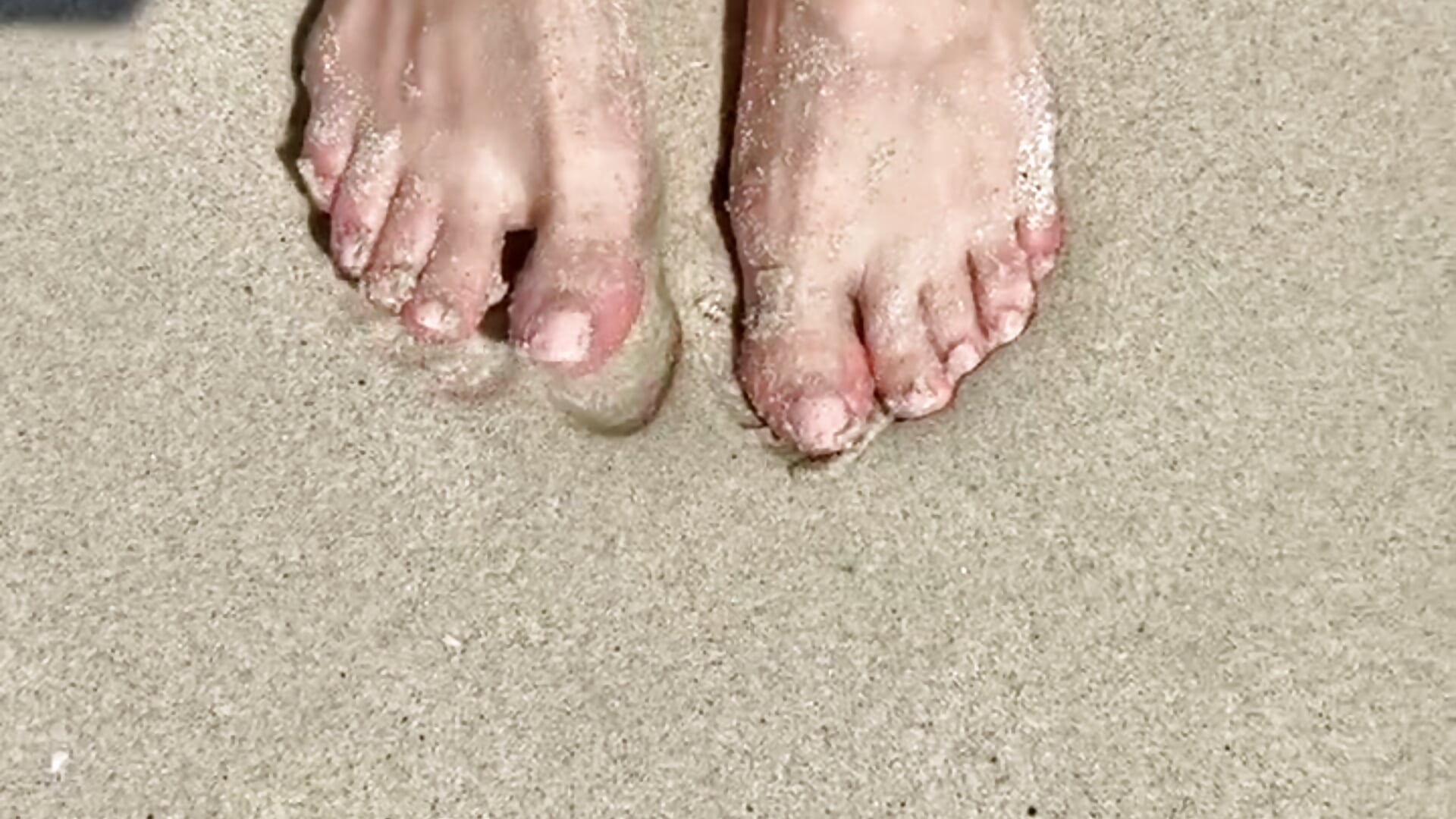 me feet - video by KateRedgar cam model