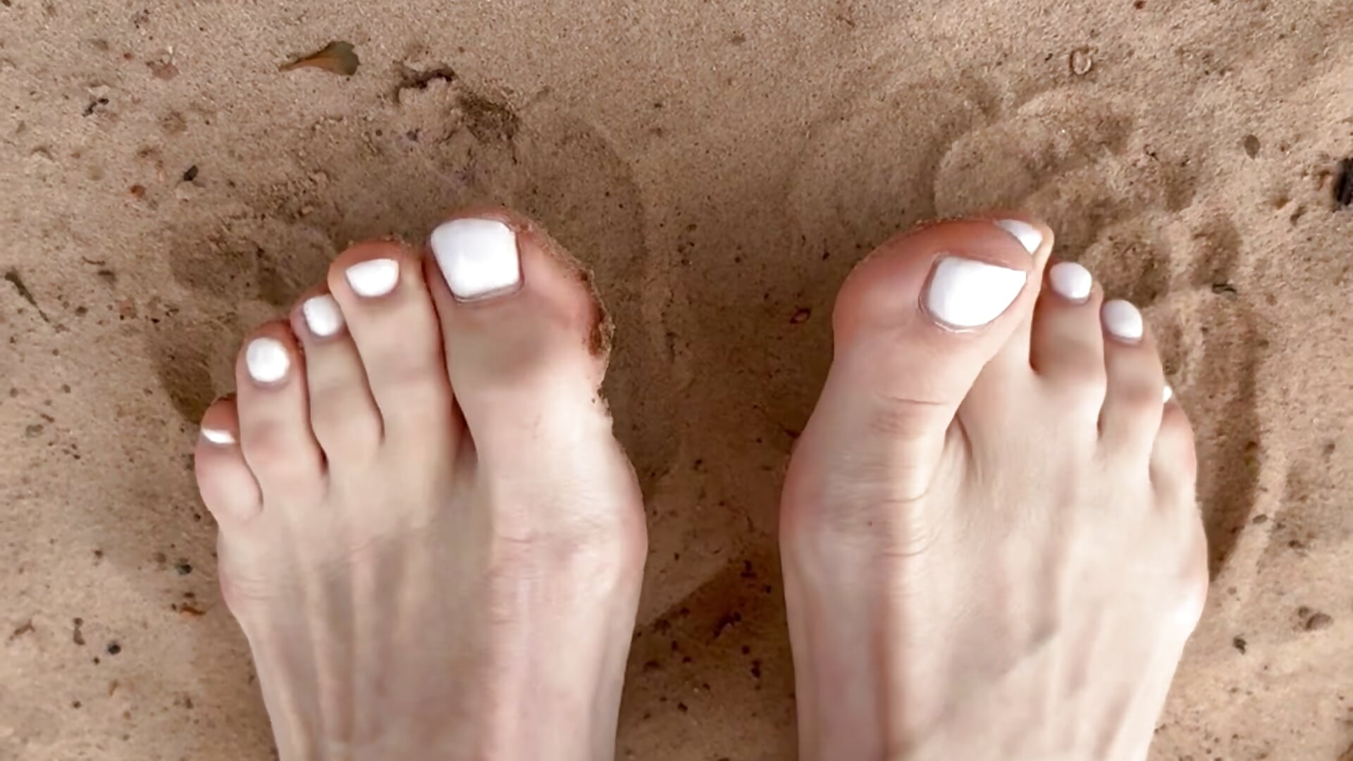 My feet - video by KateRedgar cam model