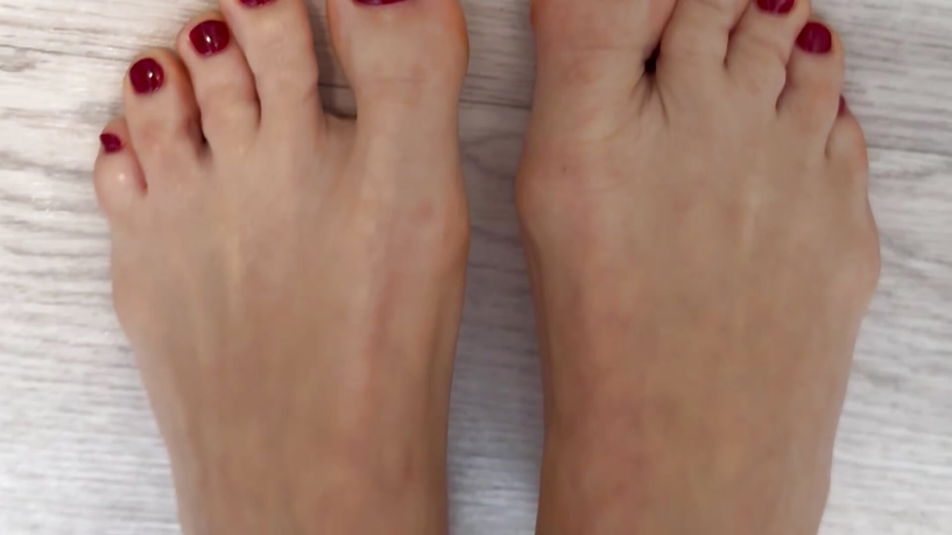 My feet now - video van KateRedgar cam-model