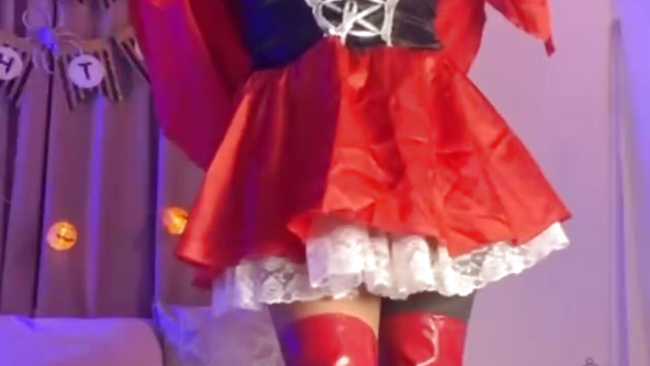HALLOWEEN🎃🎃 - video oleh model kamera ThaliaRivera_