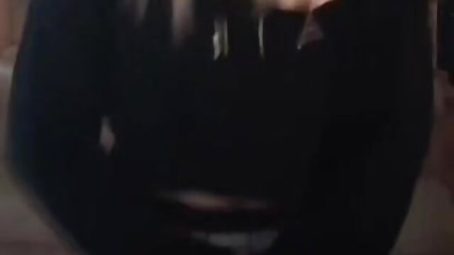 You probably didn't know I can dance like that... 😉 - video oleh model kamera Lilshyazn