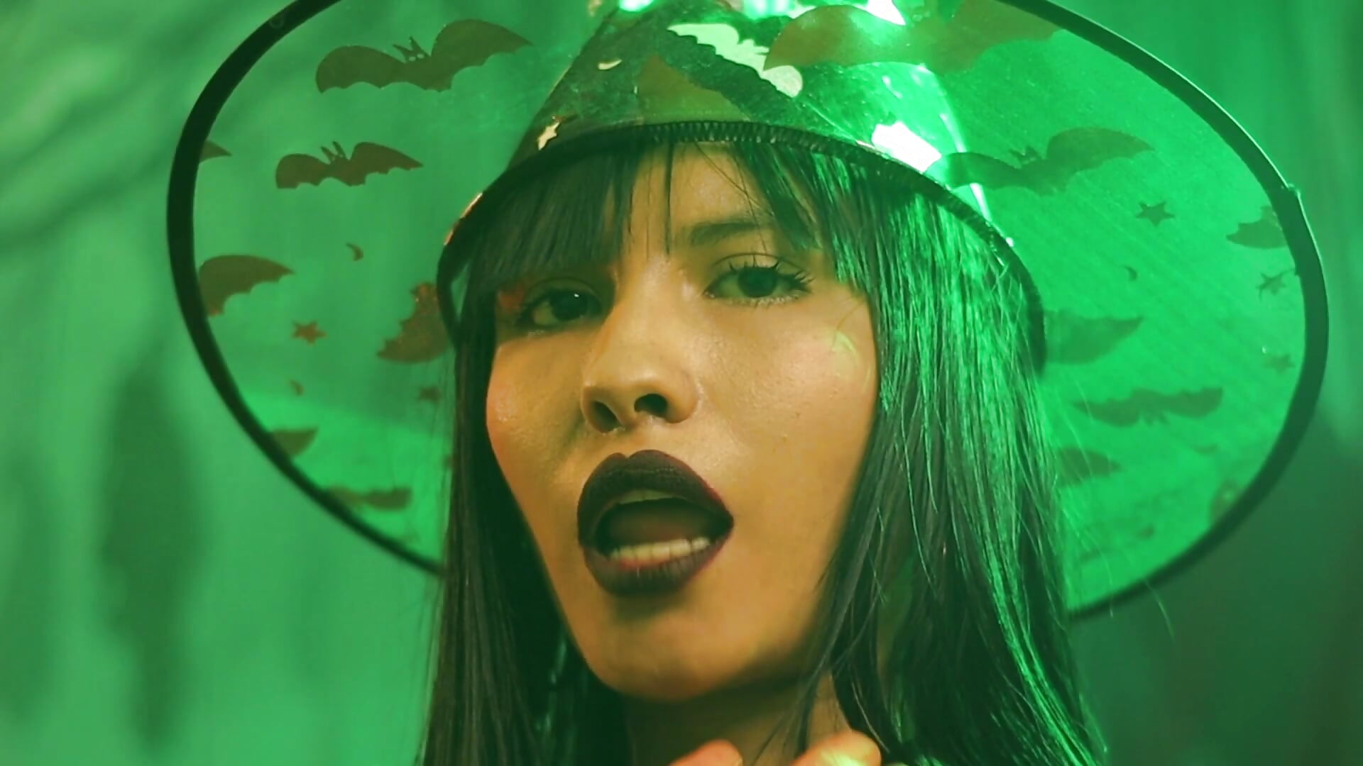 Sweet or naughty? 🎃😈 2024 - video by NAILAHARD cam model