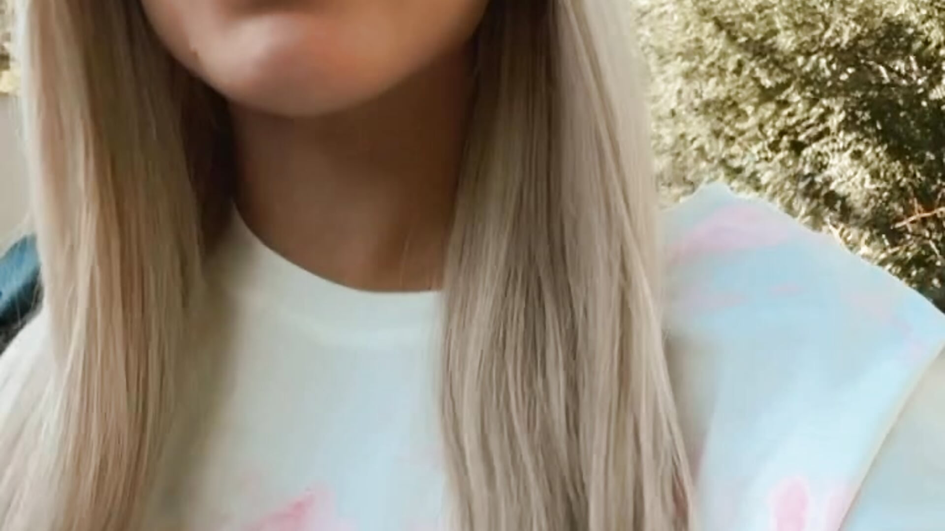 Pretty woman 🥰 - video by Charming_Daphny cam model