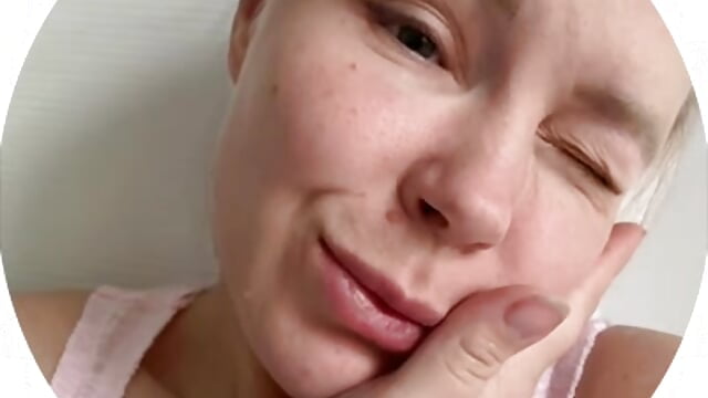 Good morning, I feel better ❤️－カメラキャストのCharming_Daphnyの動画