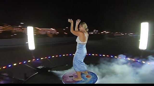 Dance with me - video by Charming_Daphny cam model