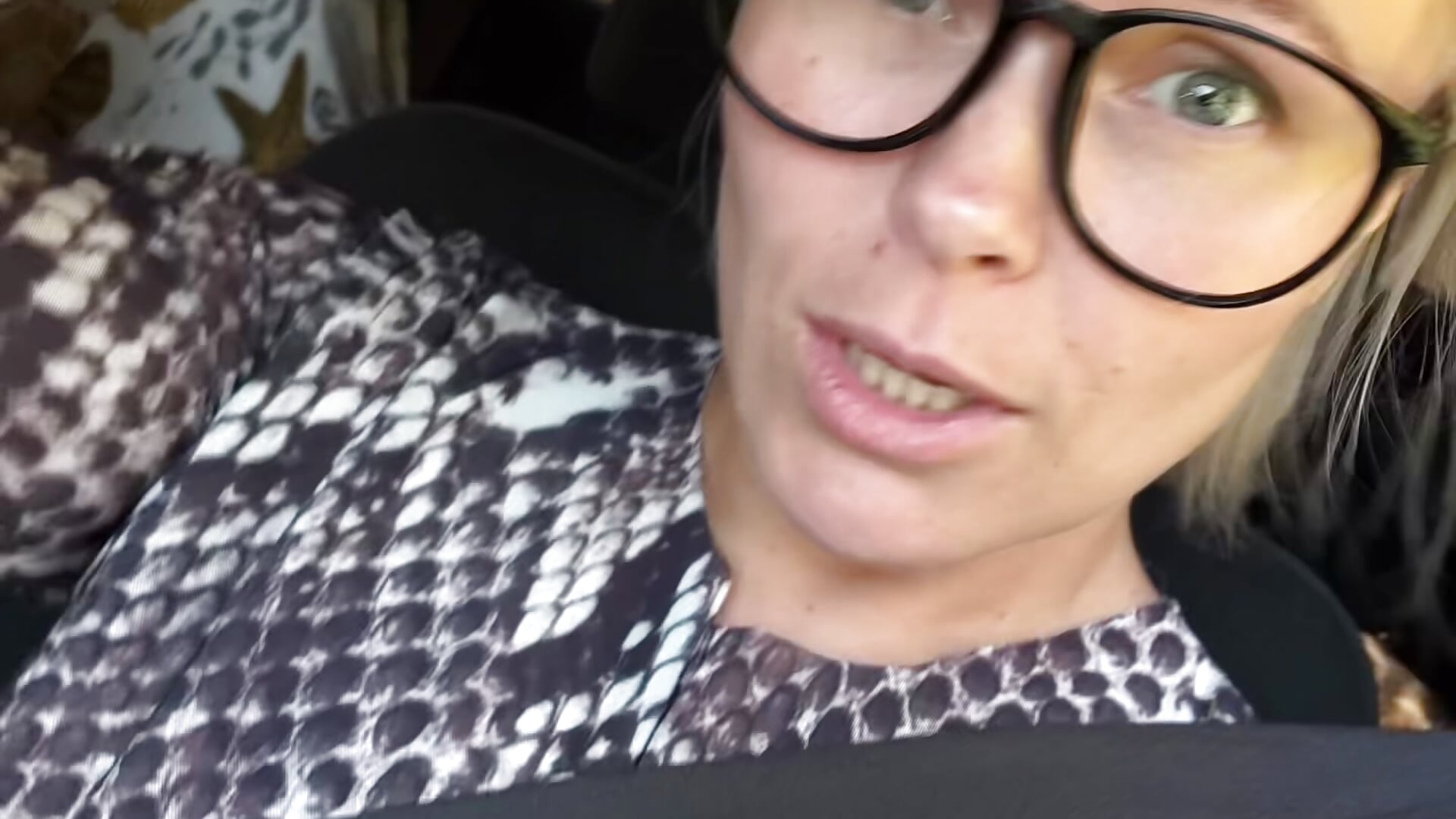 Summer - video by Charming_Daphny cam model