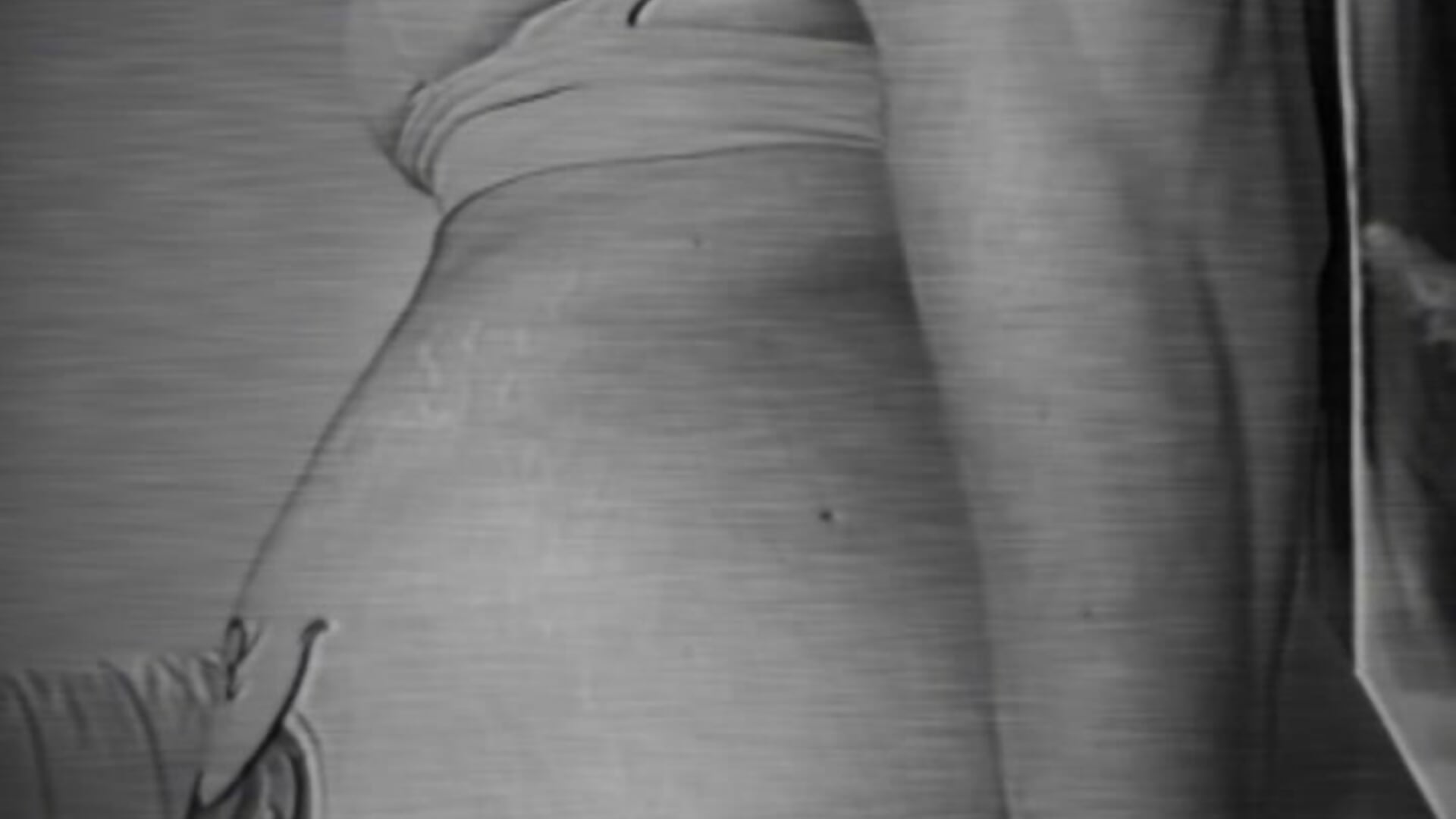Tease with ass + 2 fingers inside - Video von Charming_Daphny Cam-Model