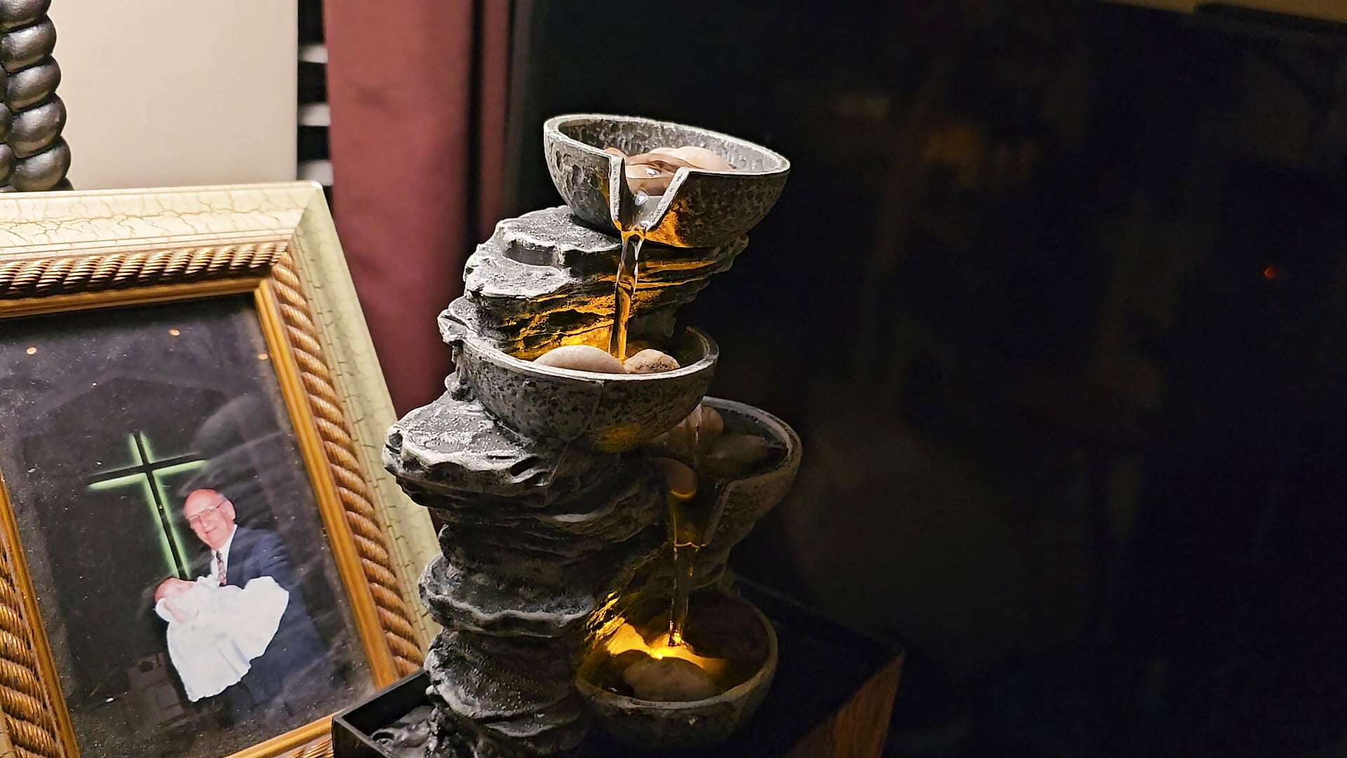 There is Peace here. - βίντεο μοντέλου kikdrummer