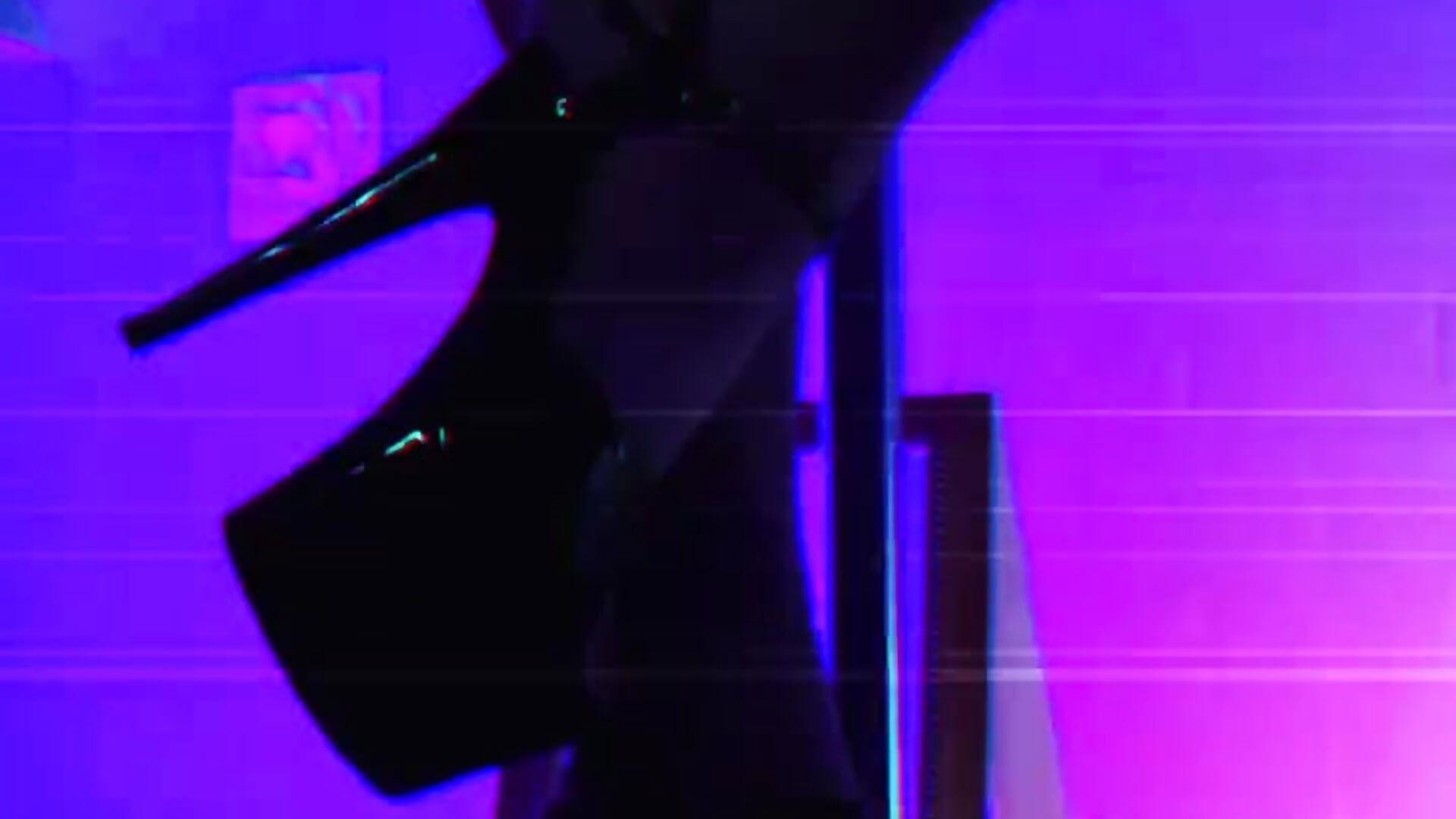 Heels (⊙_⊙) - video by GloriaElmer cam model