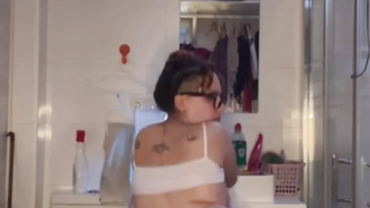 CULO GELATINAAA - video by Hawitxui cam model