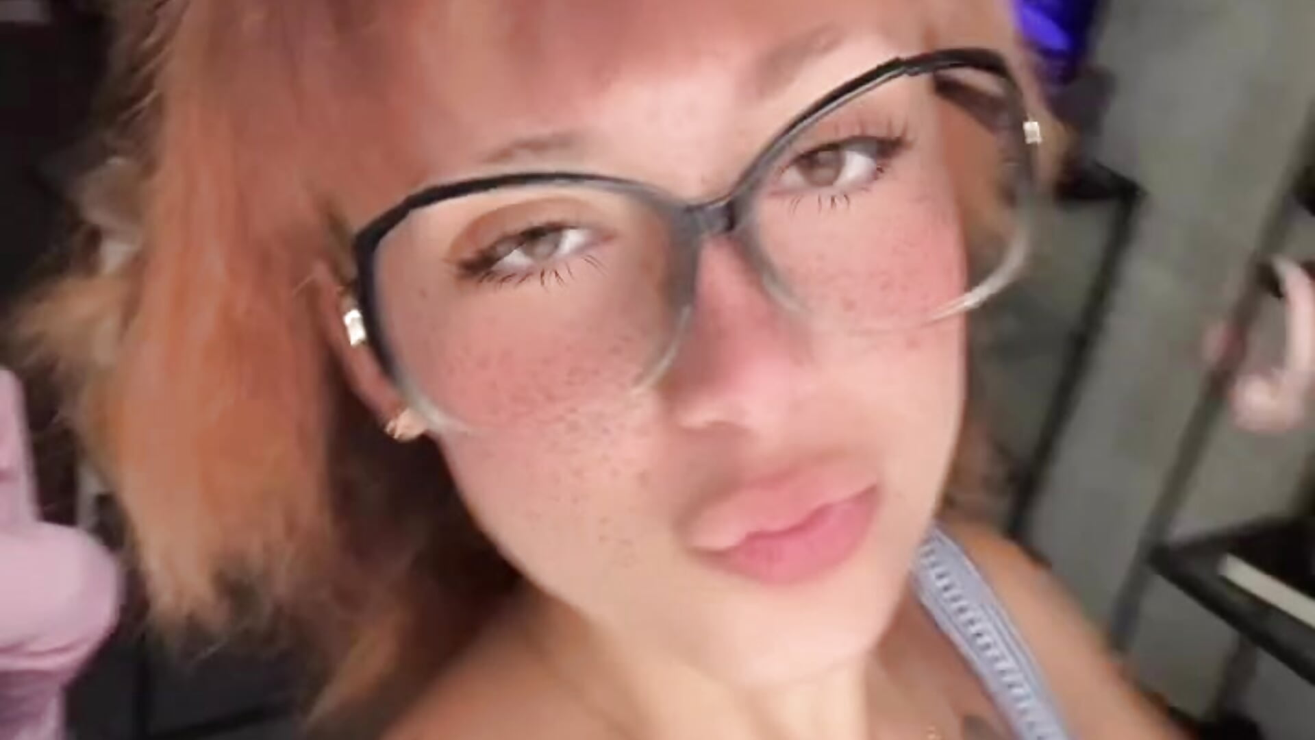 Hoy buena transmi segurrrrrooooo - video by Hawitxui cam model