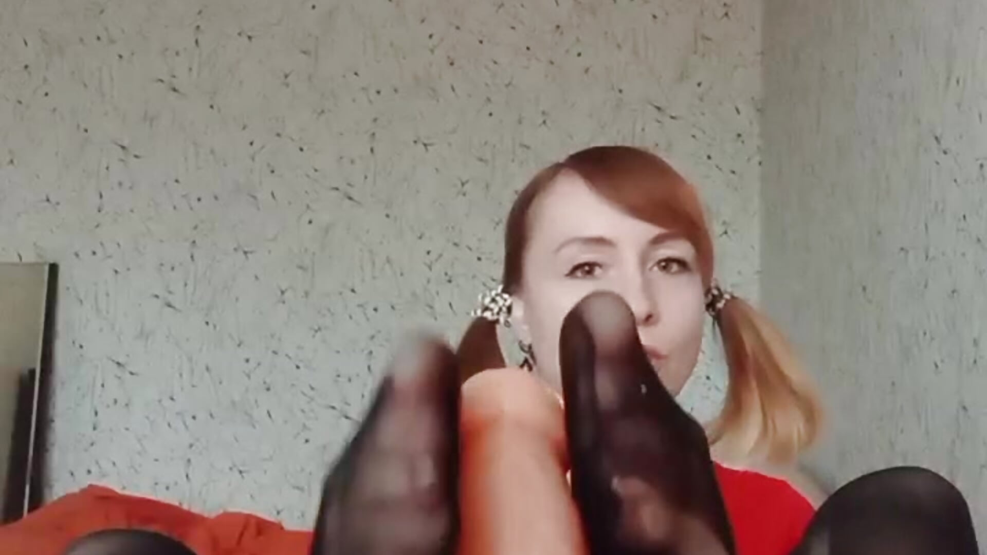 footjob - video av Athena_Richards cam-modell