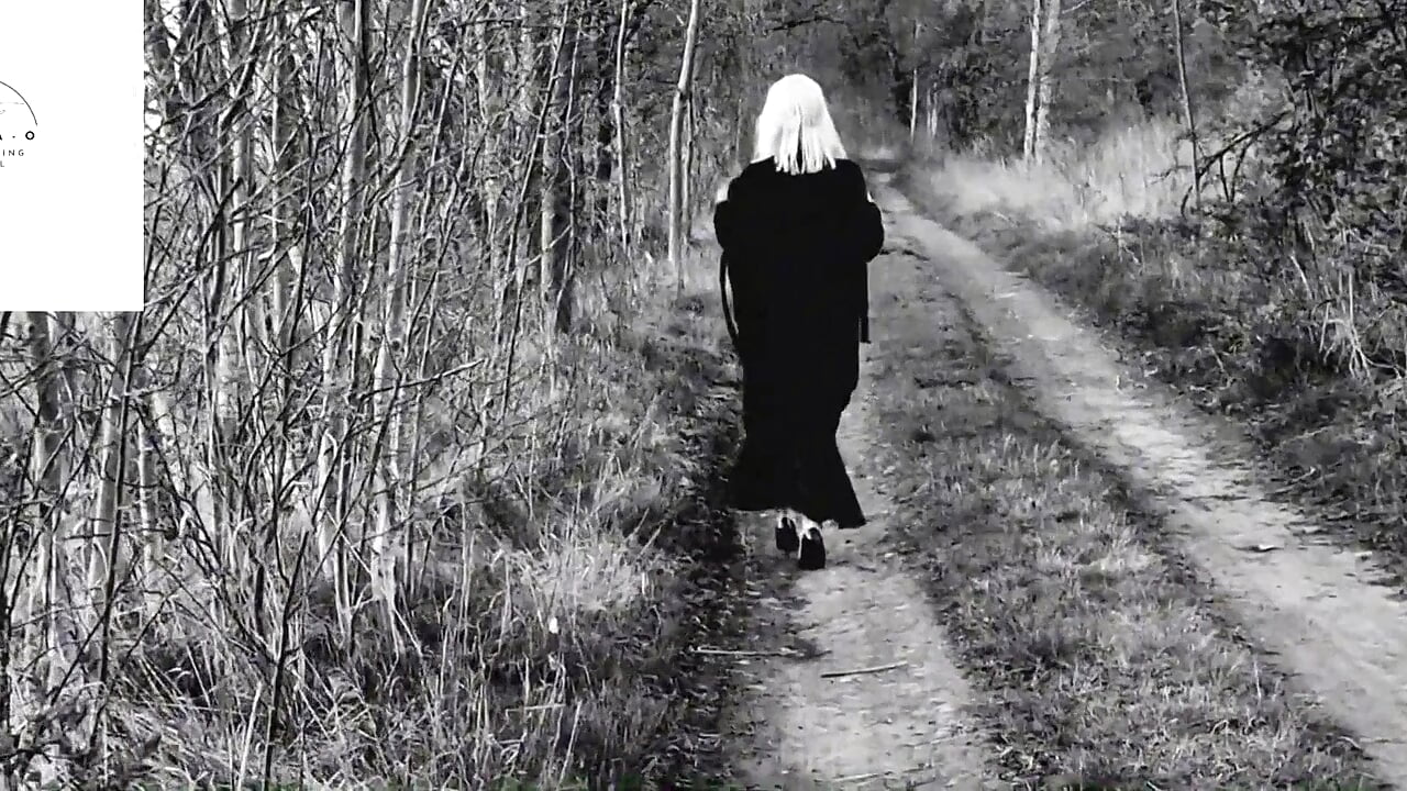 In the forest - video od modelky/modela Alicja_O