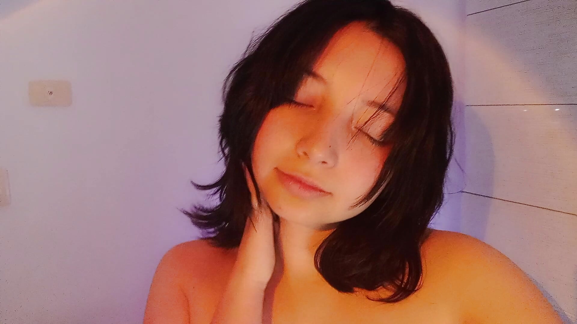 VID_20230208_010827 - video by barbarablade cam model