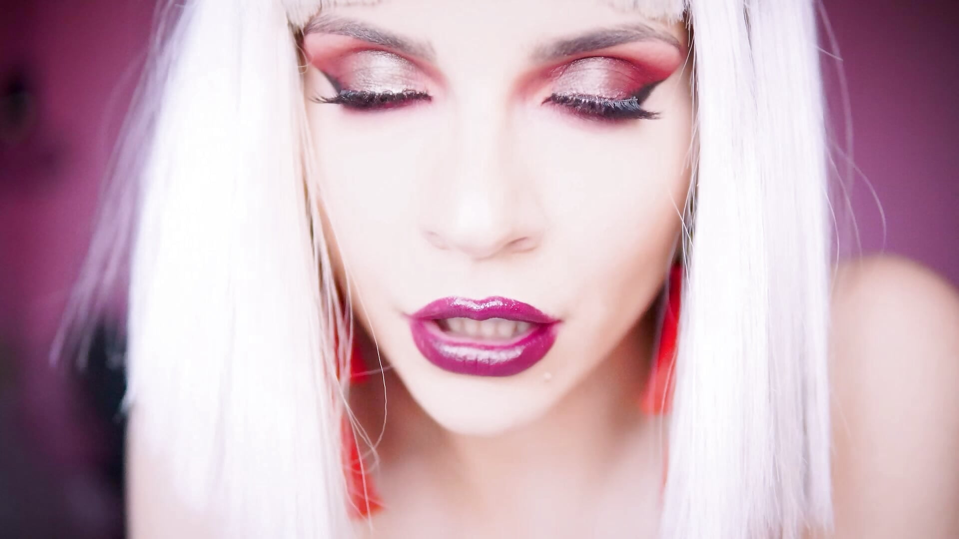 bad girls Tease - video by AlexaCreed