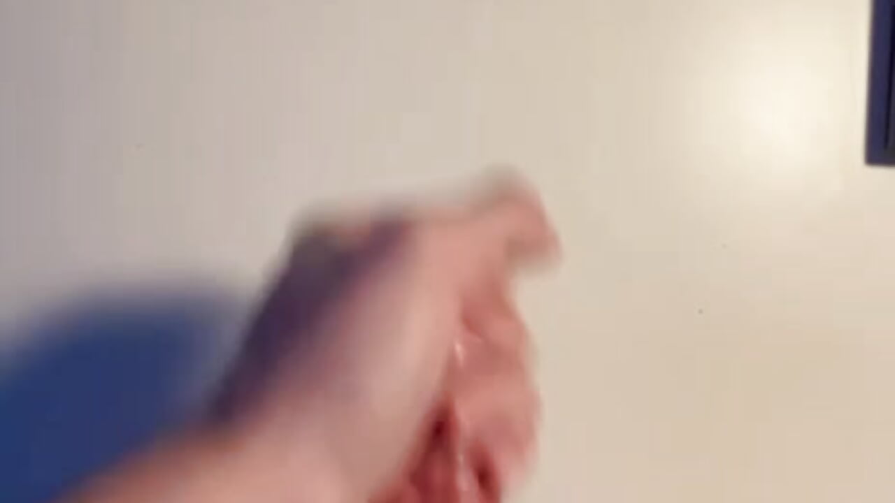 Cum – видео вебкам-модели sonictd