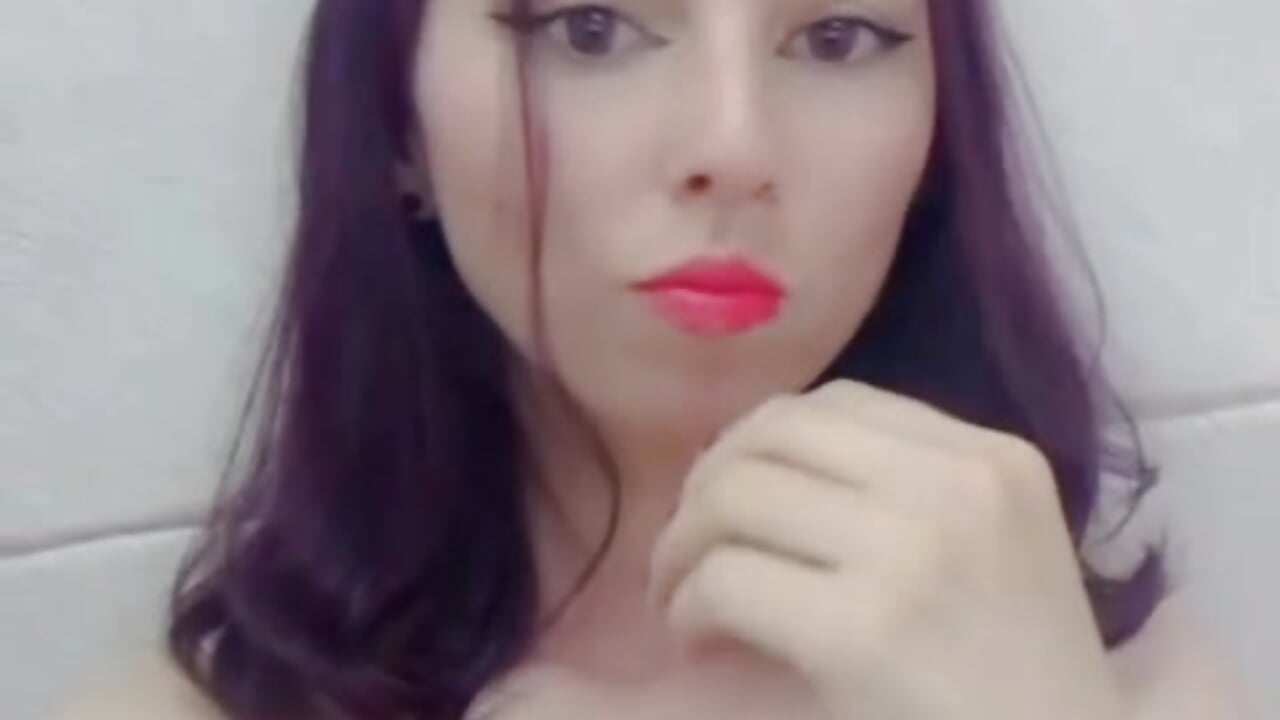 cute - video by mildre_turen cam model