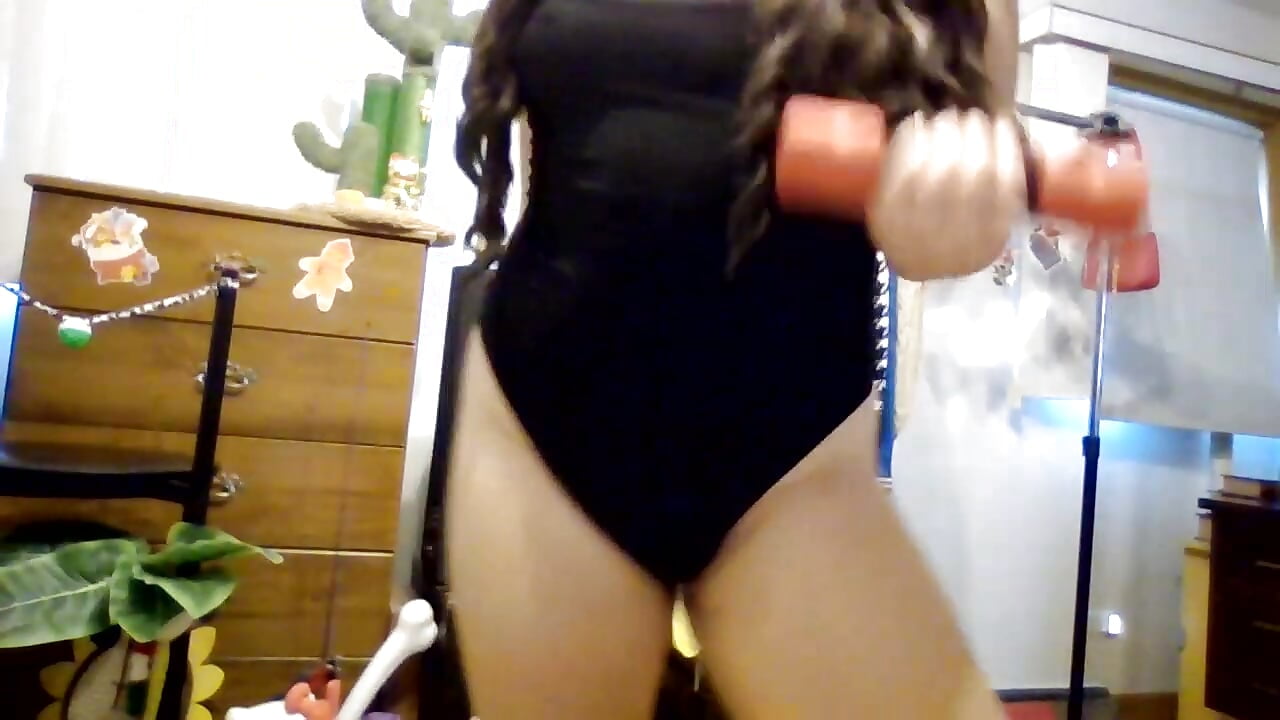 Workout Dancing Cardio With Me - video by asialovedoll