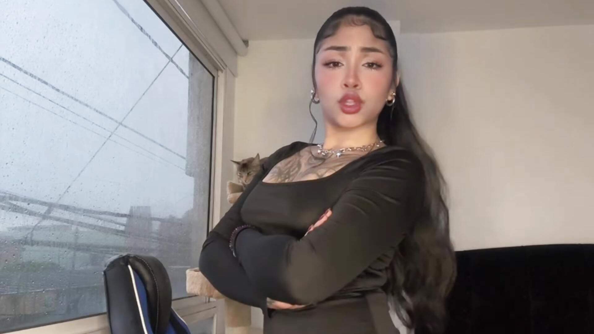 How does my new black dress look on me? - video di JuliaRose_ks modella di cam