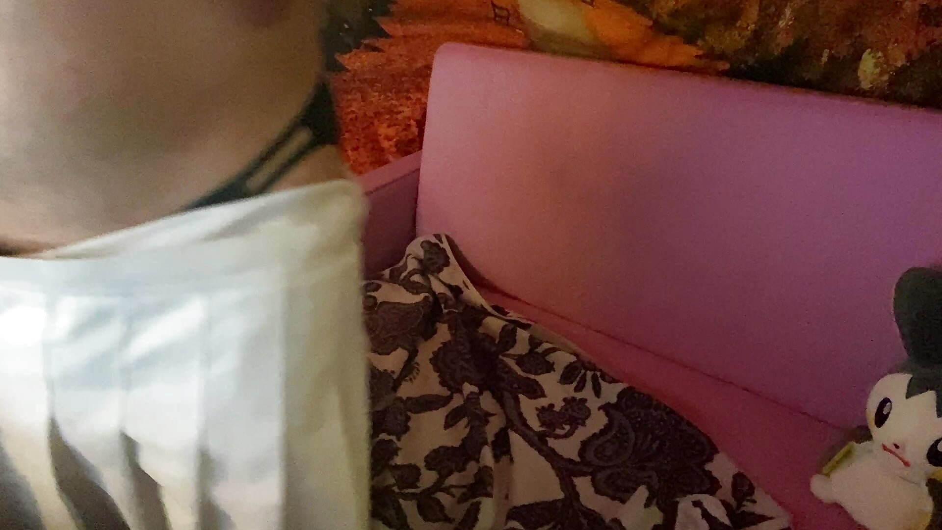 skirt off and stroke! - video di tashakaixxx modella di cam