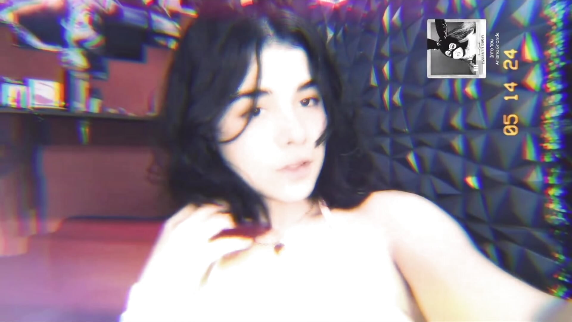 👅👅