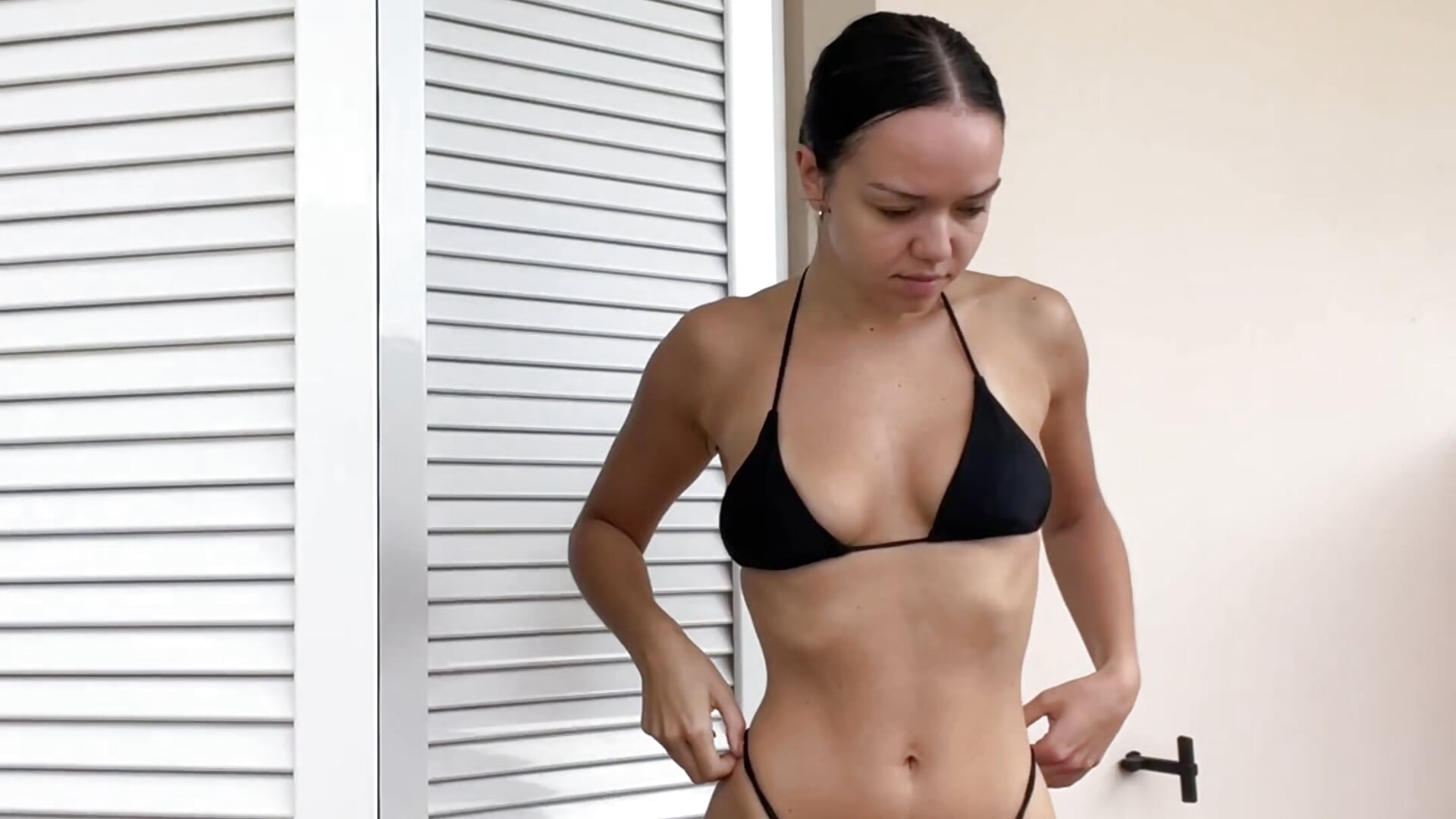 BLACK BIKINI 🖤 NO MAKEUP ALL NATURAL - відео від вебкаммоделі Vanesskaa