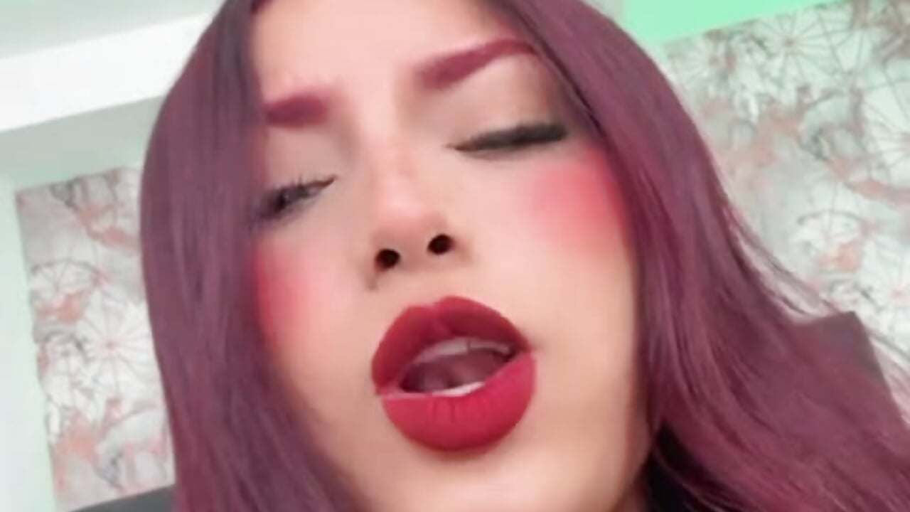 My new look sexy🔥😈 - video di JenMoon