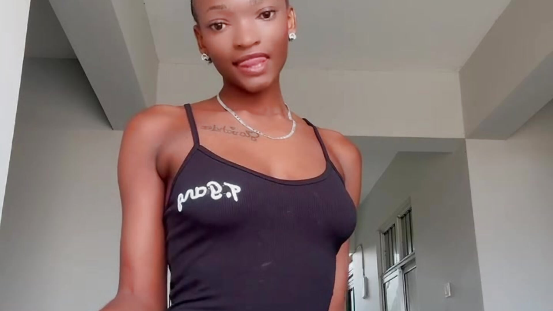 1000099154 - video by African-Dee cam model