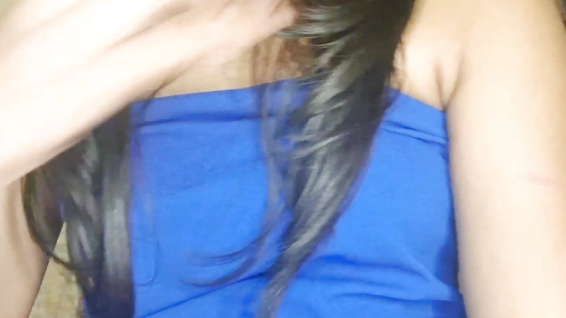 Moves like glitter - video by shimona cam model