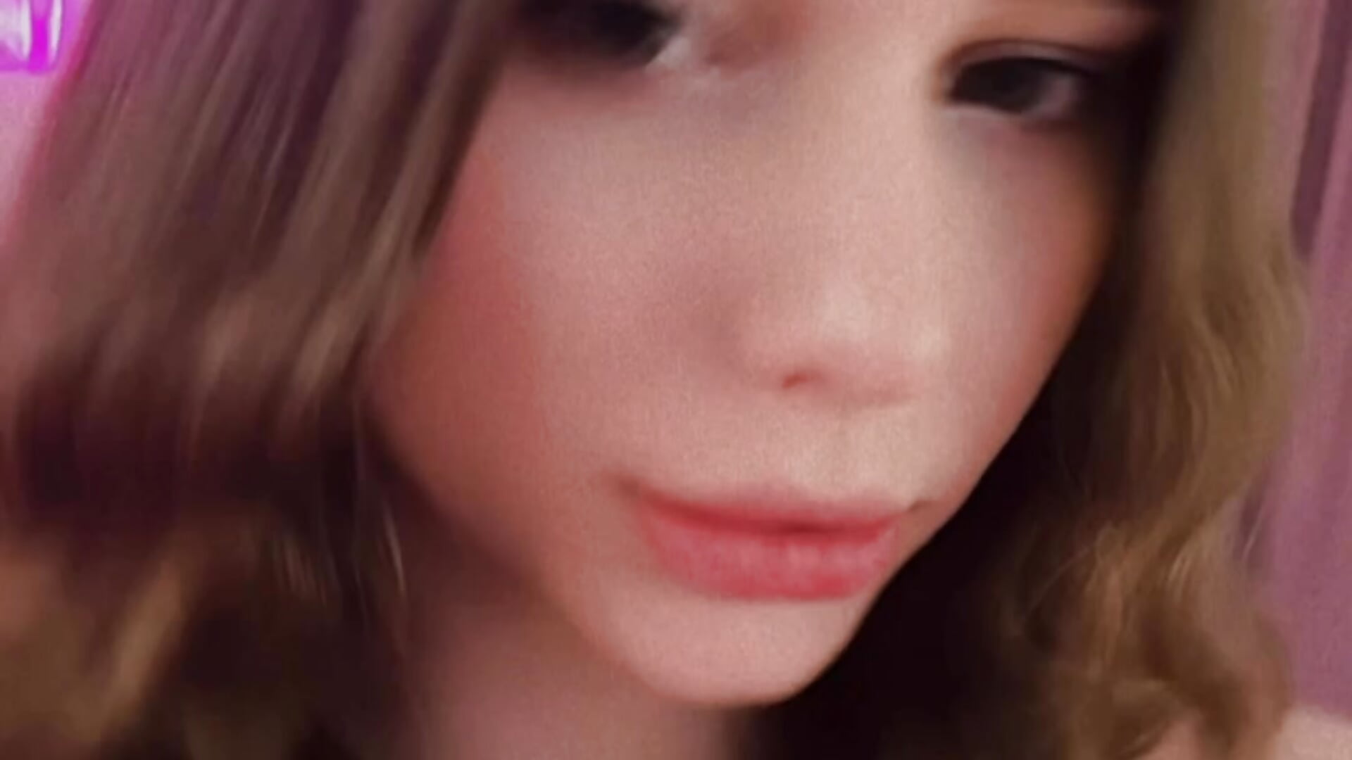 Hey 😏 - video by DianaVert cam model