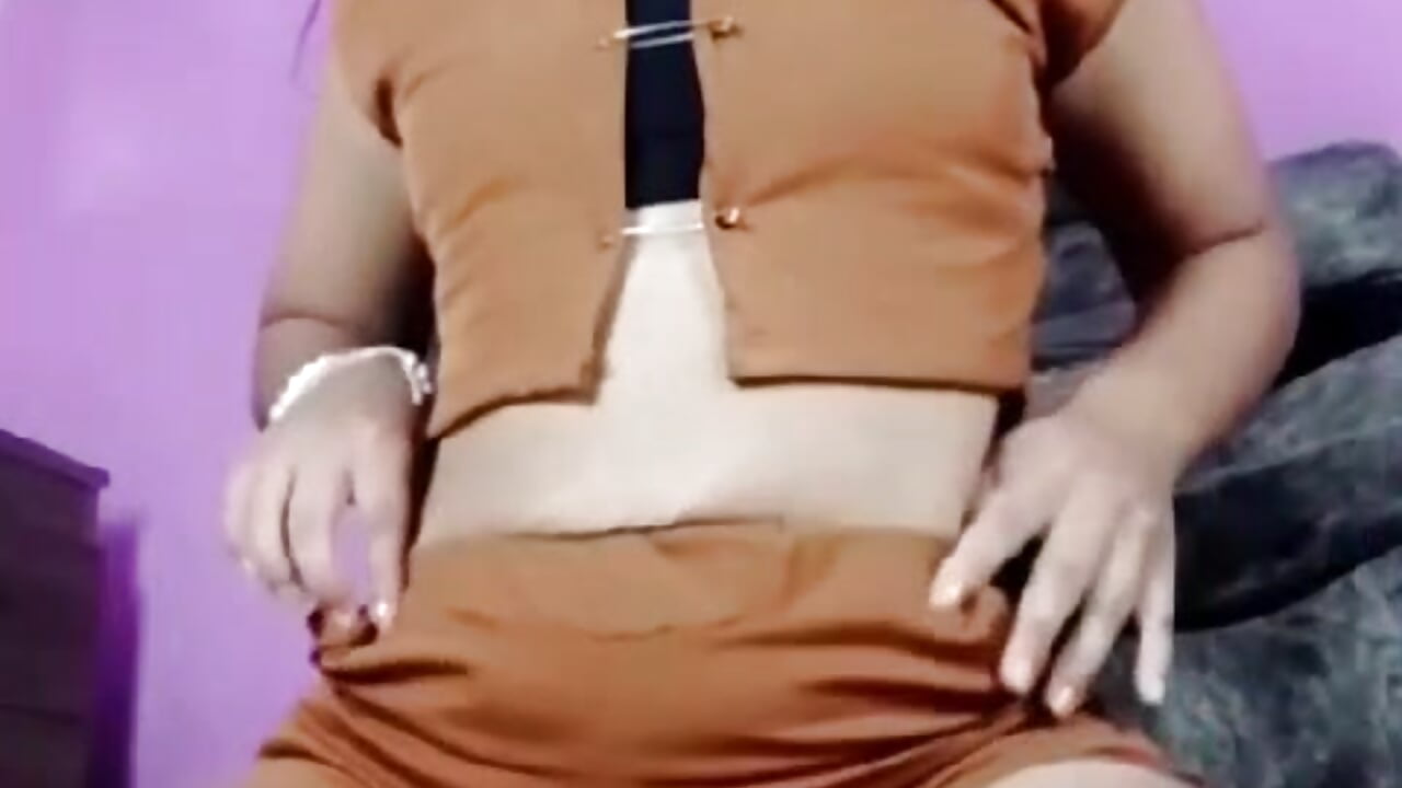 You like how I look to you - video by jade_brunnette cam model