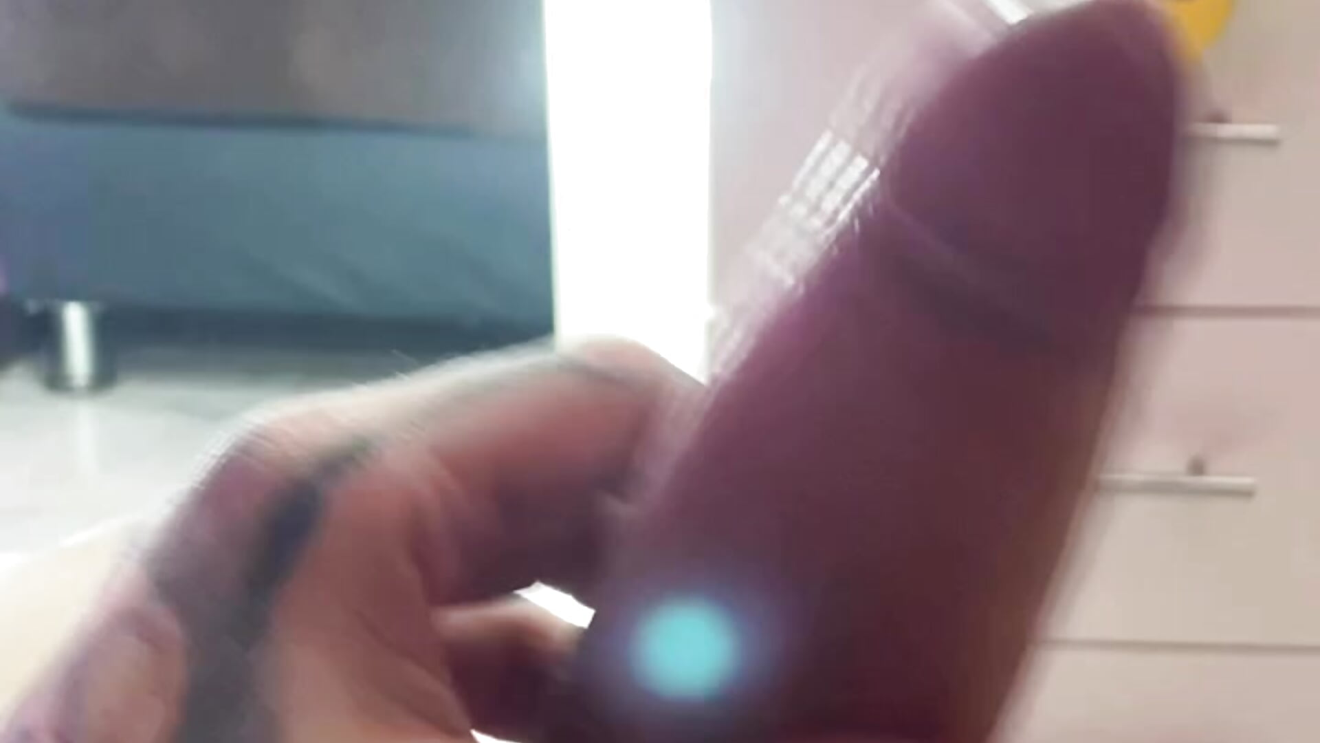 Cock hard 19 cm pre cum - video van Zaratattoox cam-model