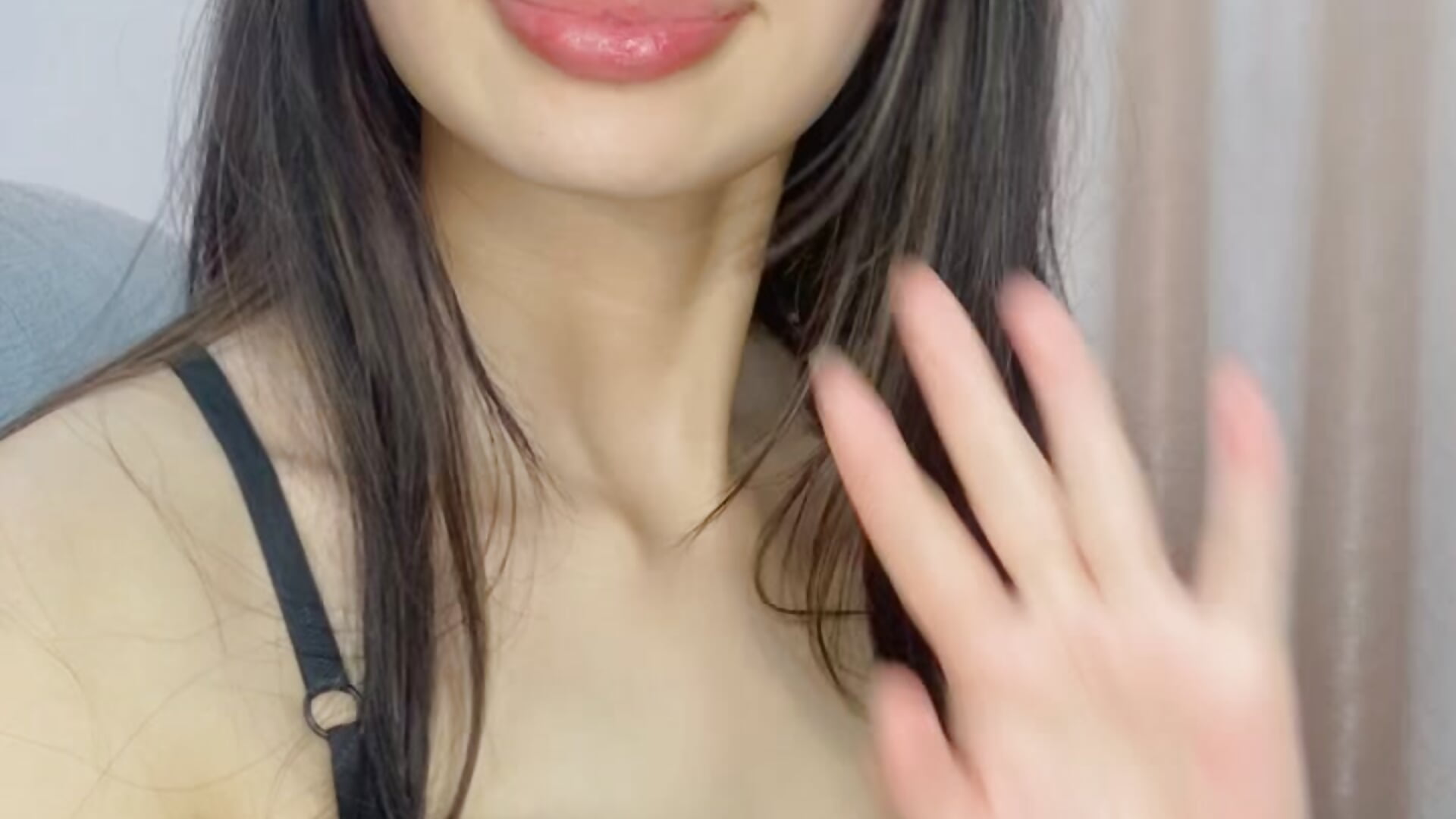 Hello - video by AlessiaVix cam model