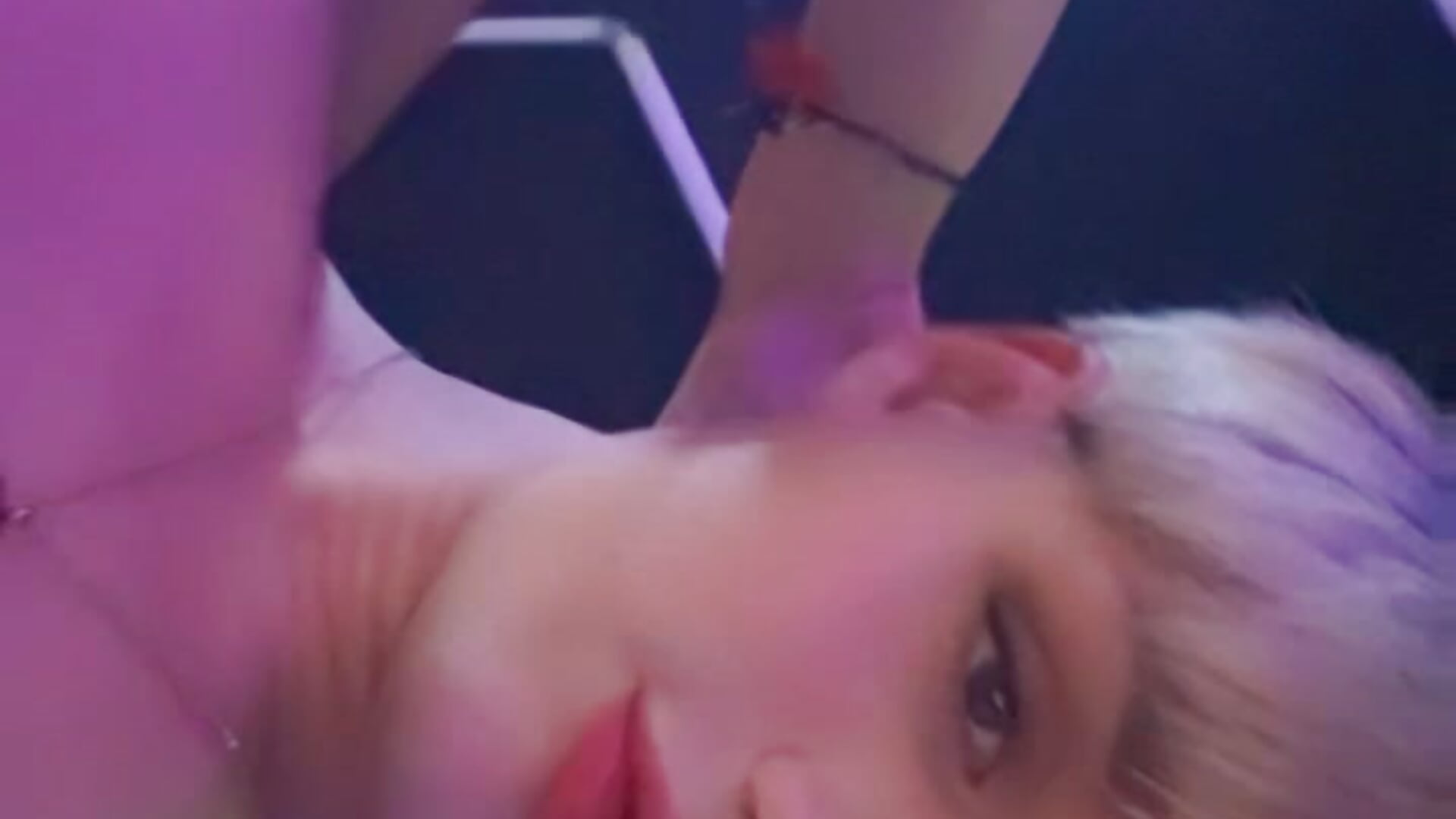 Let’s get in the jacuzzi together! - Vídeo de VladHellsing4, modelo de vídeos