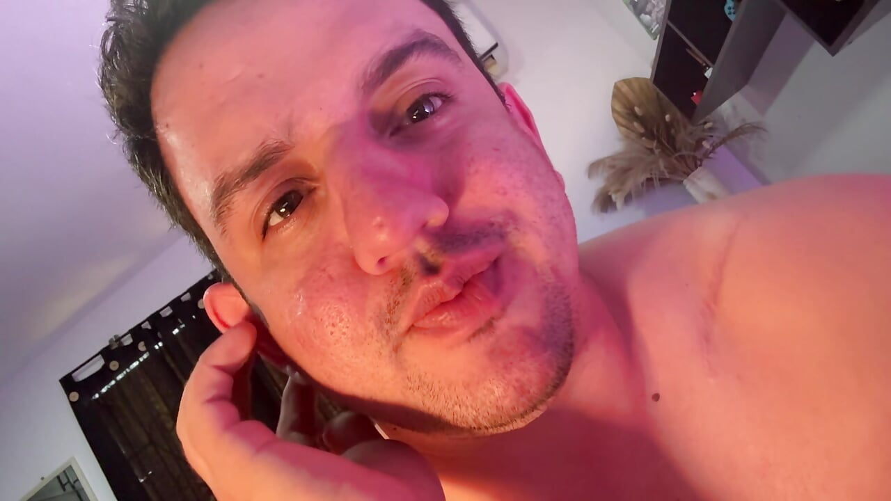 Hi 😋 - відео від вебкаммоделі Arturolover