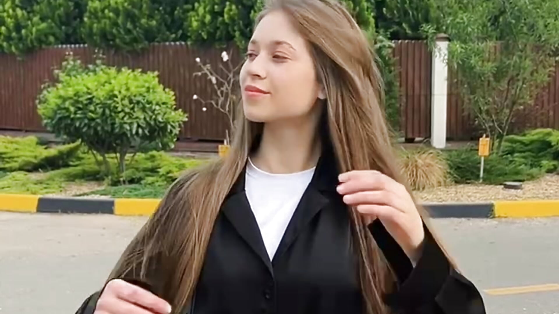 I think my hair changes from sunlight