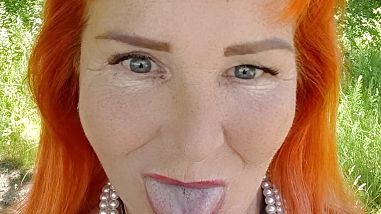 Walk – video od webkamerové modelky CassandraSandra44