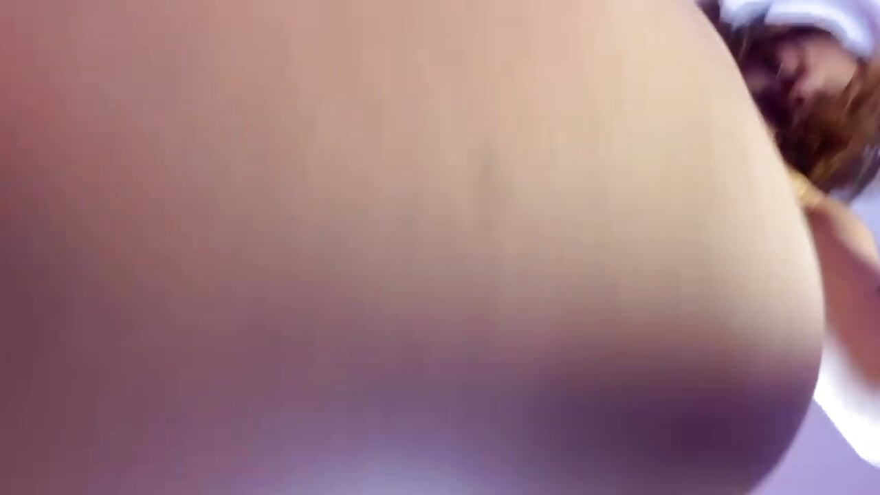 greet her - video av Bunny_bel cam model