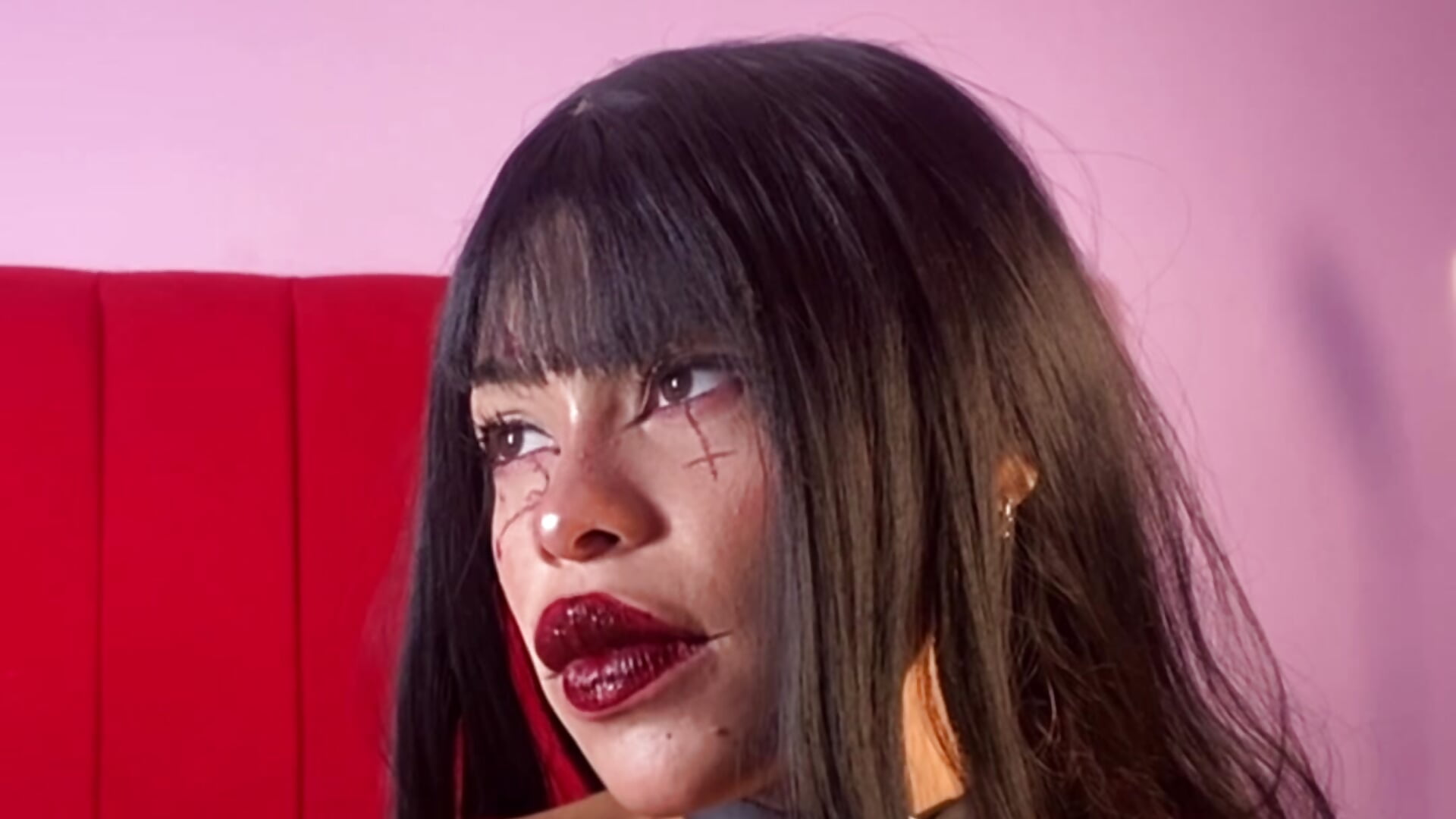 Mmmmjunm - video av Bunny_bel cam model